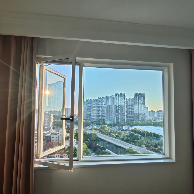 Modern Outward Opening Aluminum Casement Window Energy Star Rated Soundproof Thermal Break Flat Frame Smooth Flush Residential