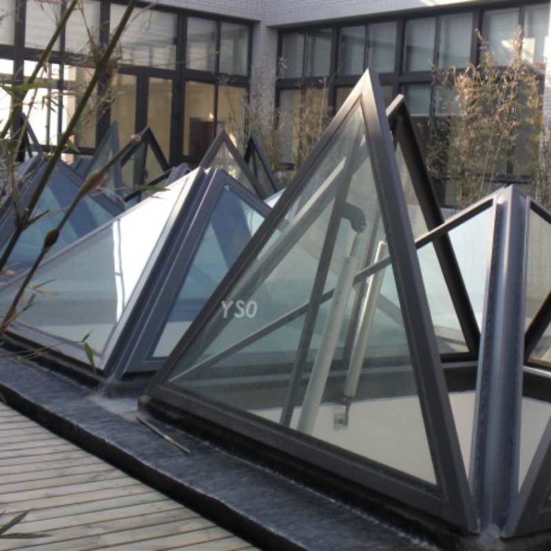 Automatic Vertical Fire Control Aluminum Frame Exhaust Smoke Roof Skylight With Anti-Theft Feature Pyramid Oval Shapes Motorized