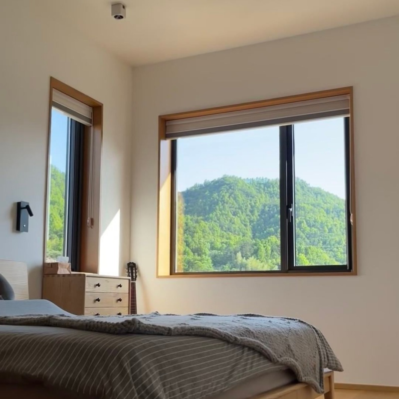 Modern Outward Opening Aluminum Casement Window Energy Star Rated Soundproof Thermal Break Flat Frame Smooth Flush Residential