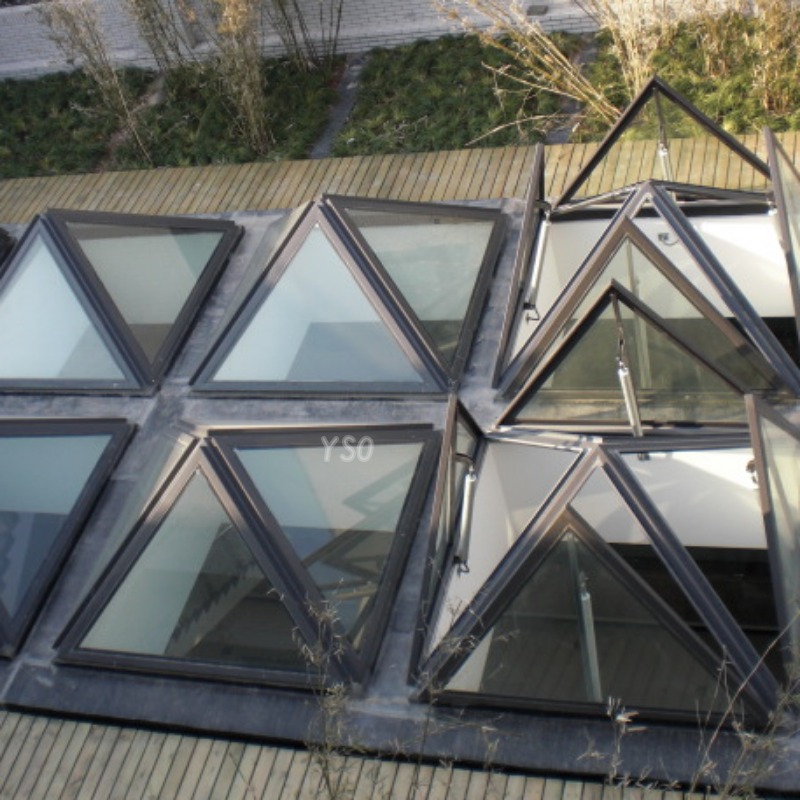 Automatic Vertical Fire Control Aluminum Frame Exhaust Smoke Roof Skylight With Anti-Theft Feature Pyramid Oval Shapes Motorized