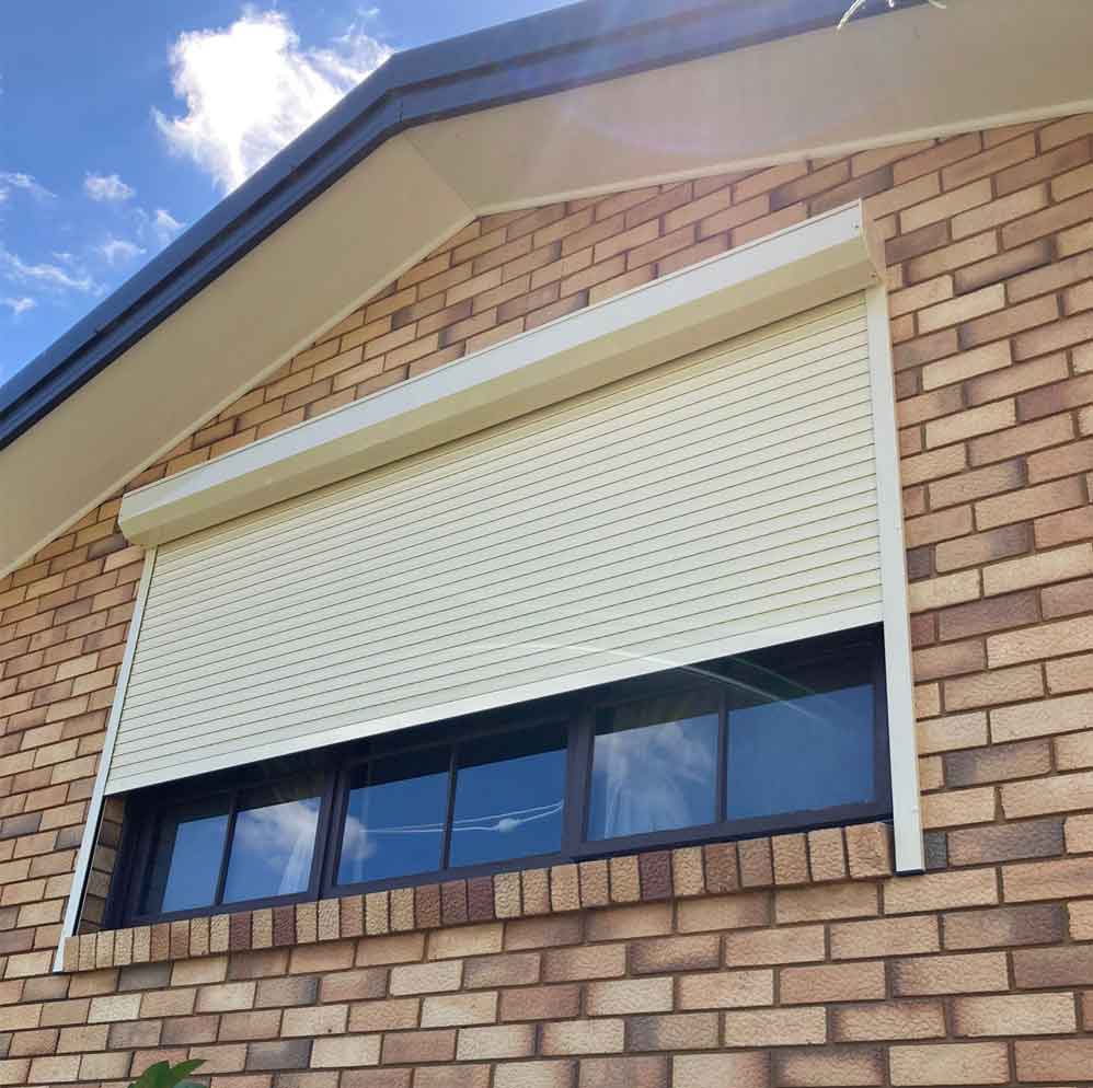 Customized Front Window Security Roller Shutter Shop Aluminum Alloy Remote Control Aluminum windows with Roller Shutter Window