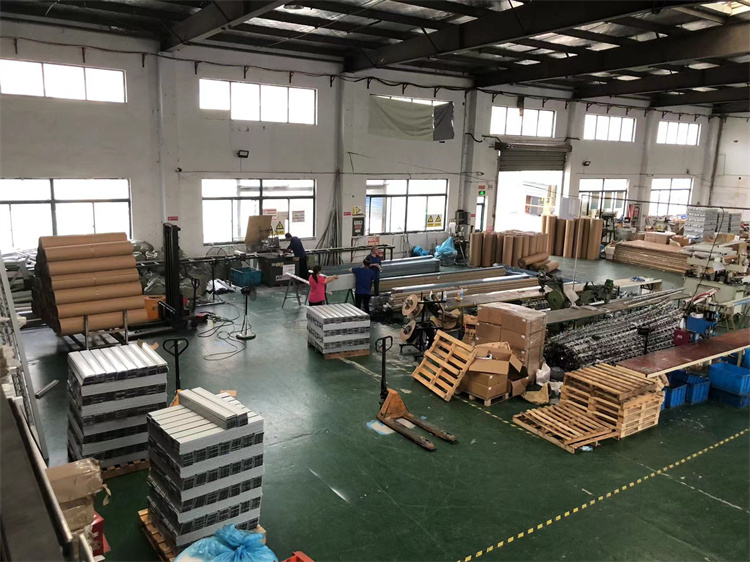 Customized Aluminum Alloy Frame Tempered Glass Automatic Fire Rated Exhaust & Ventilation Electric Roof Skylight Windows