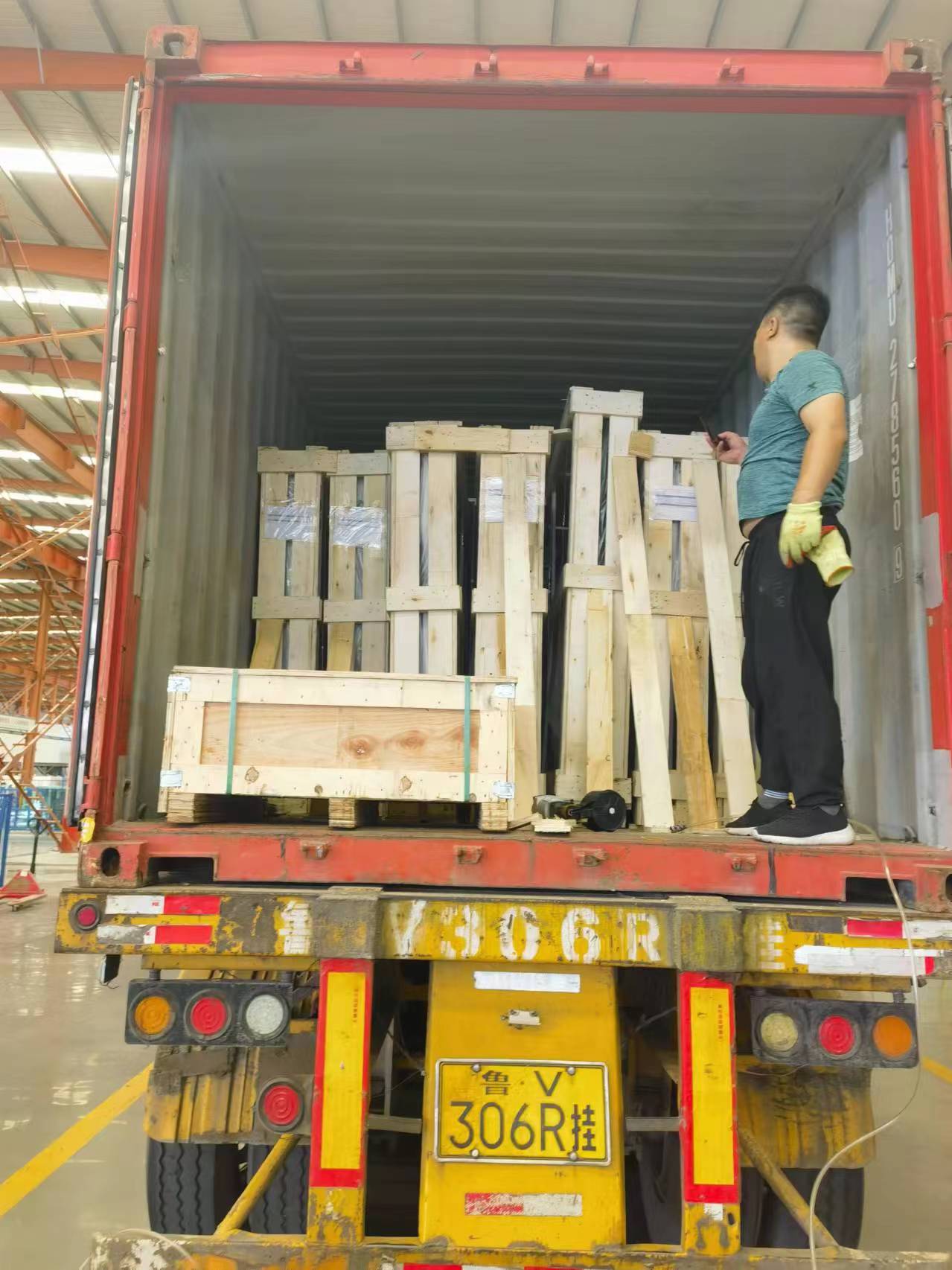 Container loading 2
