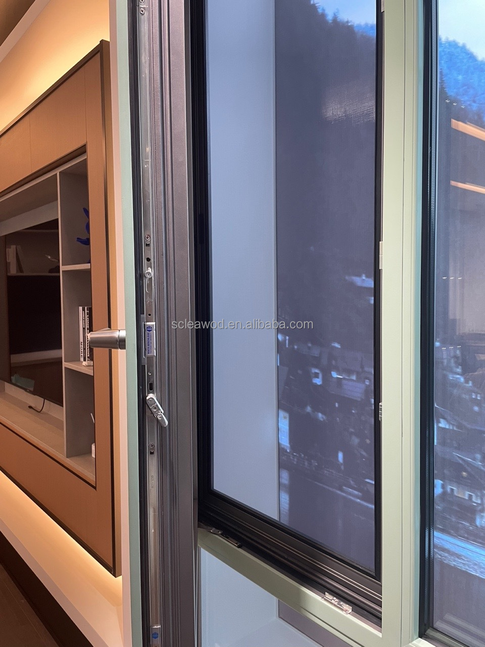 Interior Frame Finish