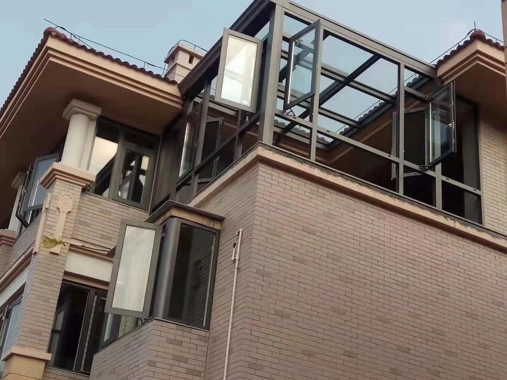 Glass Glazing and Seal System