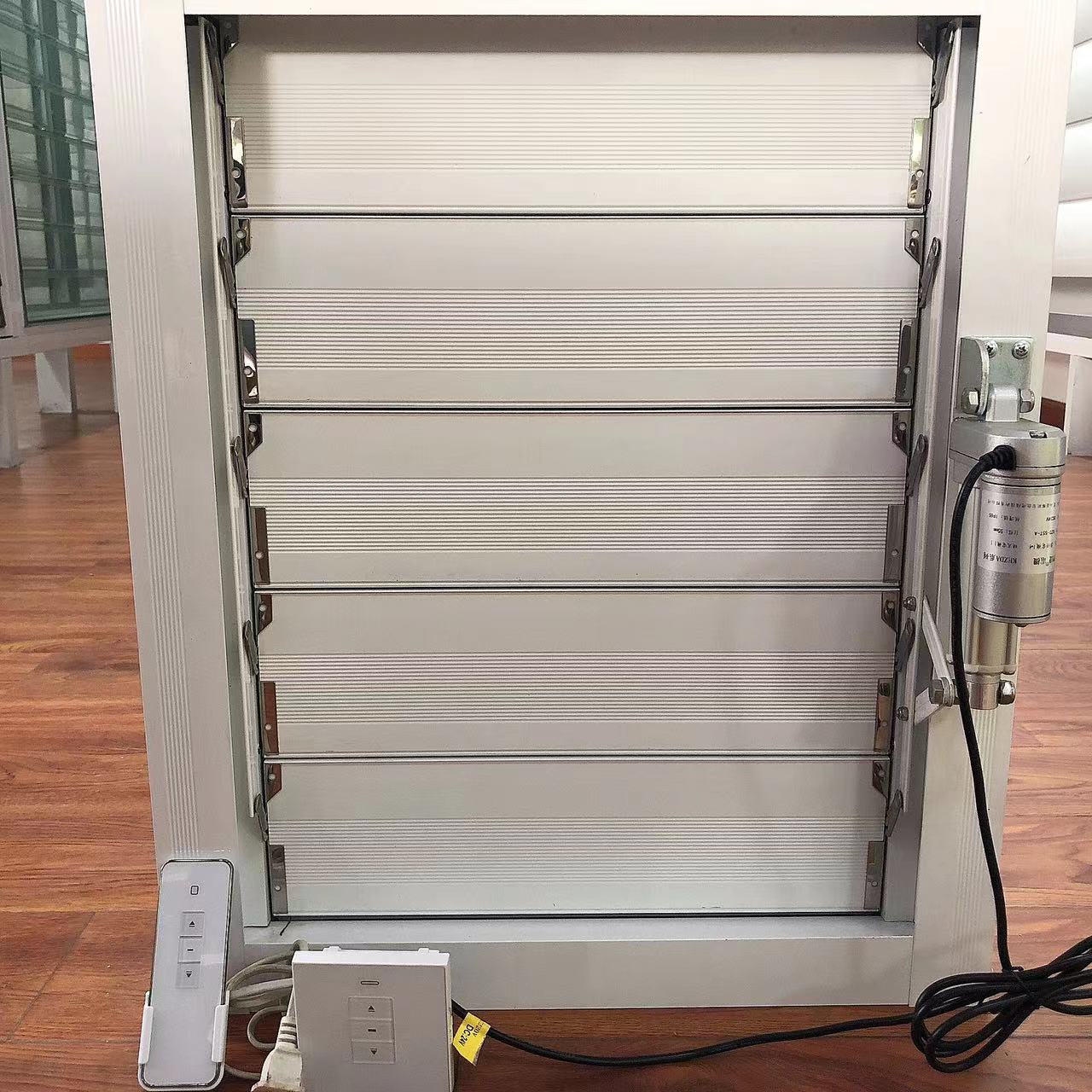 Outdoor Automatic Louver Jalousie Window Louvre Aluminum Shutters